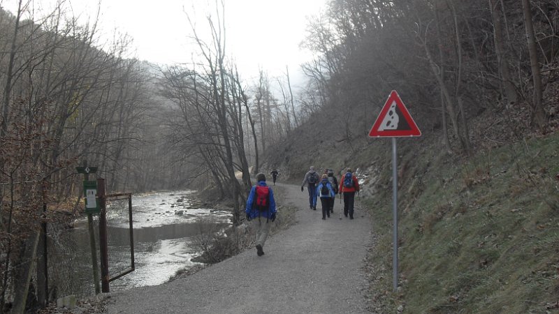 Baden Heiligenkr.Baden 030.JPG - An der Schwechat (Foto: Helga C.)
